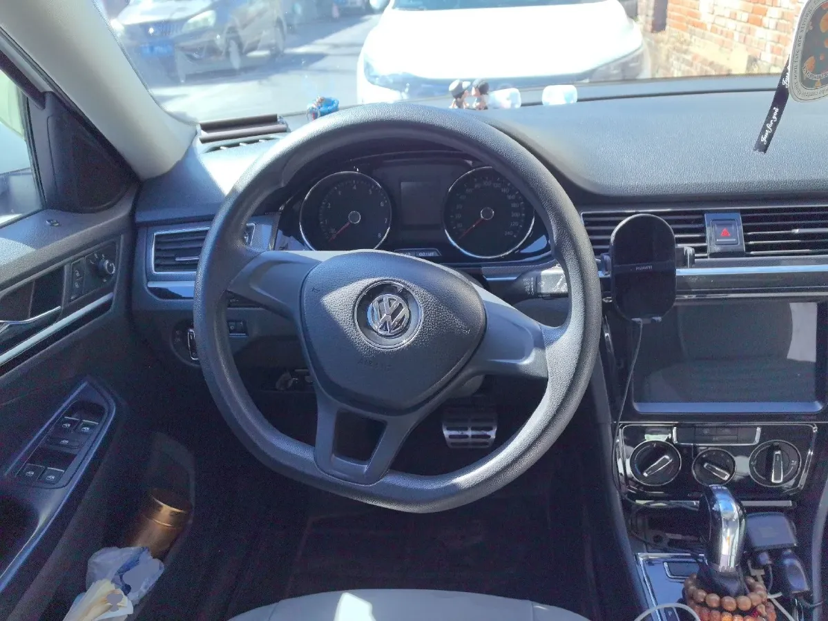 2017 Volkswagen C-Trek 1.4T 131HP L4 7DCT,autocango,china used car exporter,china ev exporter,chinese used car exporter,chinese used ev exporter