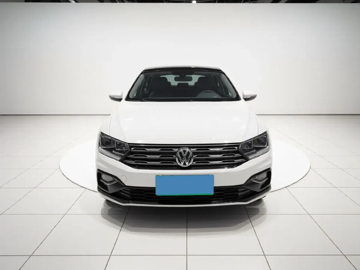 2017 Volkswagen C-Trek 1.4T 131HP L4 7DCT,autocango,china used car exporter,china ev exporter,chinese used car exporter,chinese used ev exporter