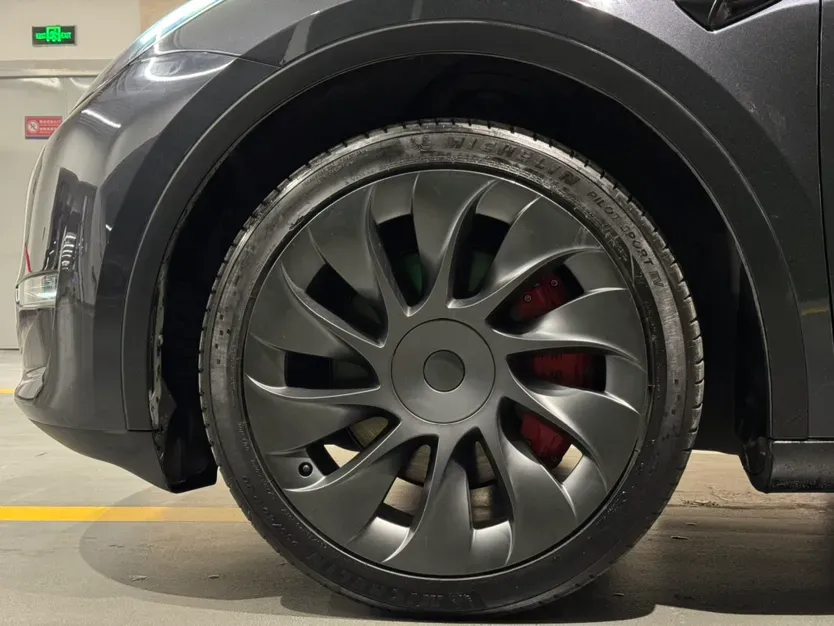 2024 Tesla Model Y BEV 60KWH,autocango,china used car exporter,china ev exporter,chinese used car exporter,chinese used ev exporter