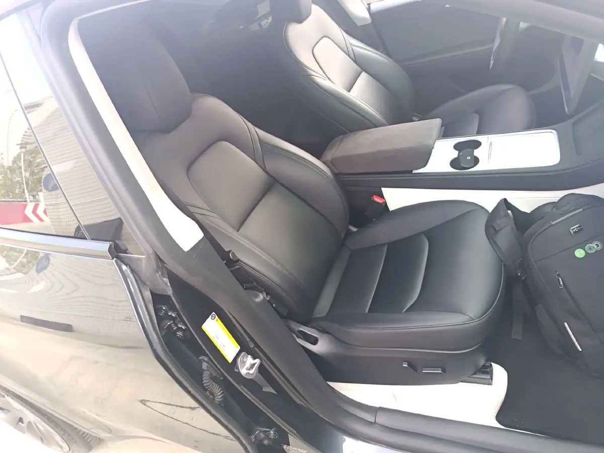 2024 Tesla Model Y BEV 60KWH,autocango,china used car exporter,china ev exporter,chinese used car exporter,chinese used ev exporter