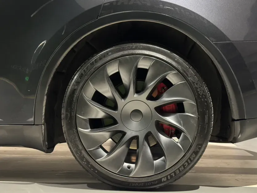 2024 Tesla Model Y BEV 60KWH,autocango,china used car exporter,china ev exporter,chinese used car exporter,chinese used ev exporter