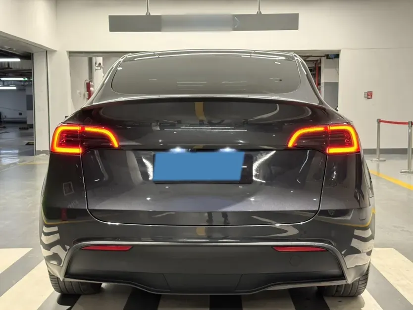 2024 Tesla Model Y BEV 60KWH,autocango,china used car exporter,china ev exporter,chinese used car exporter,chinese used ev exporter