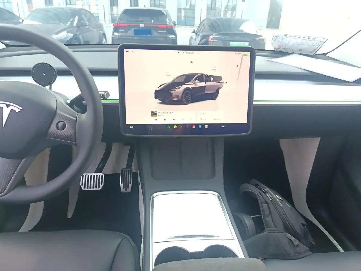 2024 Tesla Model Y BEV 60KWH,autocango,china used car exporter,china ev exporter,chinese used car exporter,chinese used ev exporter