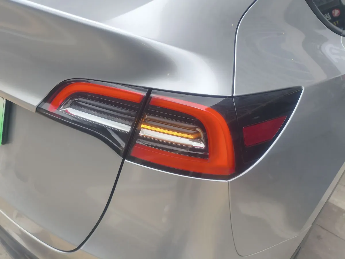 2022 Tesla Model Y BEV 60KWH,autocango,china used car exporter,china ev exporter,chinese used car exporter,chinese used ev exporter