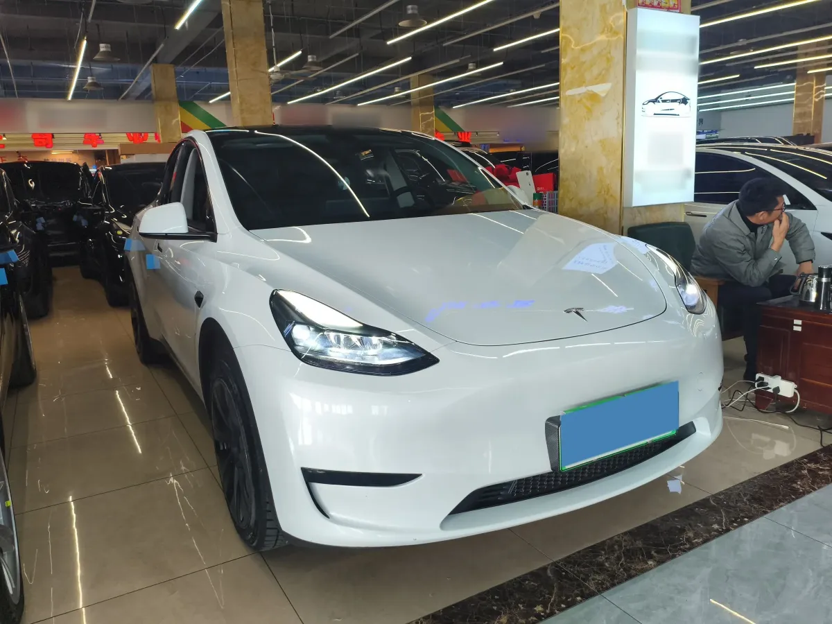 2024 Tesla Model Y BEV 60KWH,autocango,china used car exporter,china ev exporter,chinese used car exporter,chinese used ev exporter