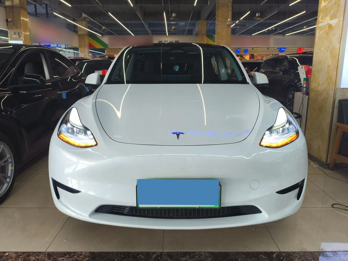 2024 Tesla Model Y BEV 60KWH,autocango,china used car exporter,china ev exporter,chinese used car exporter,chinese used ev exporter