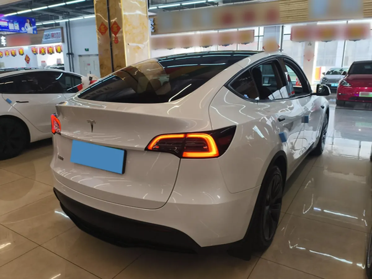 2024 Tesla Model Y BEV 60KWH,autocango,china used car exporter,china ev exporter,chinese used car exporter,chinese used ev exporter