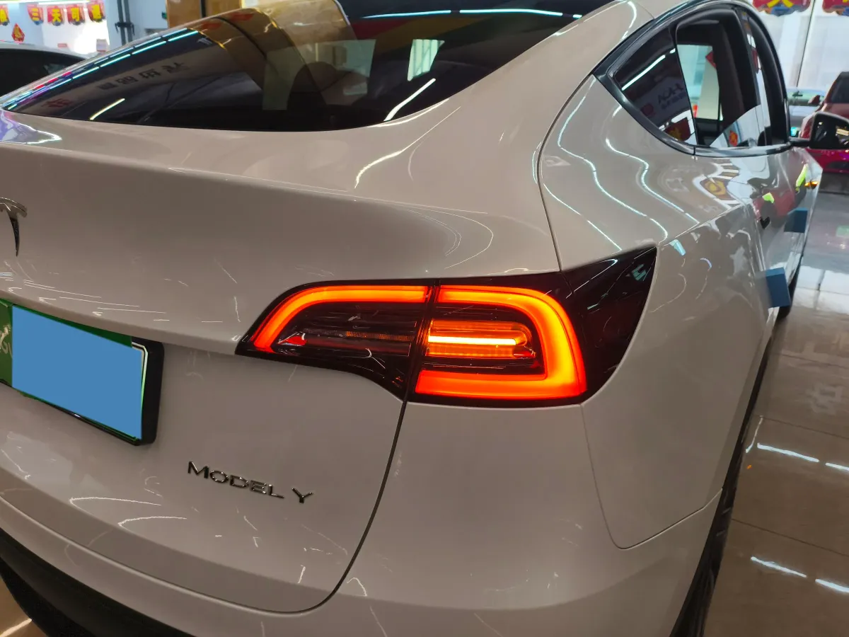 2024 Tesla Model Y BEV 60KWH,autocango,china used car exporter,china ev exporter,chinese used car exporter,chinese used ev exporter