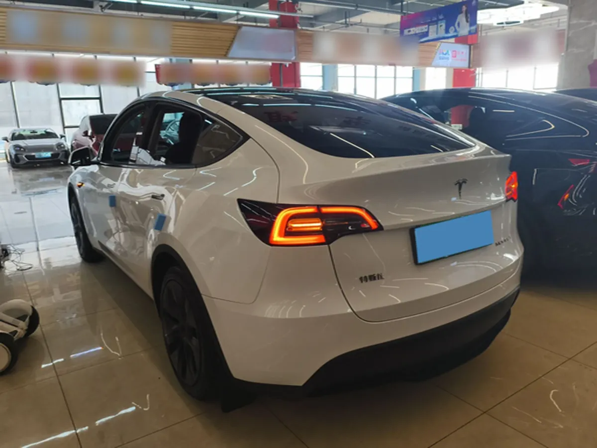 2024 Tesla Model Y BEV 60KWH,autocango,china used car exporter,china ev exporter,chinese used car exporter,chinese used ev exporter