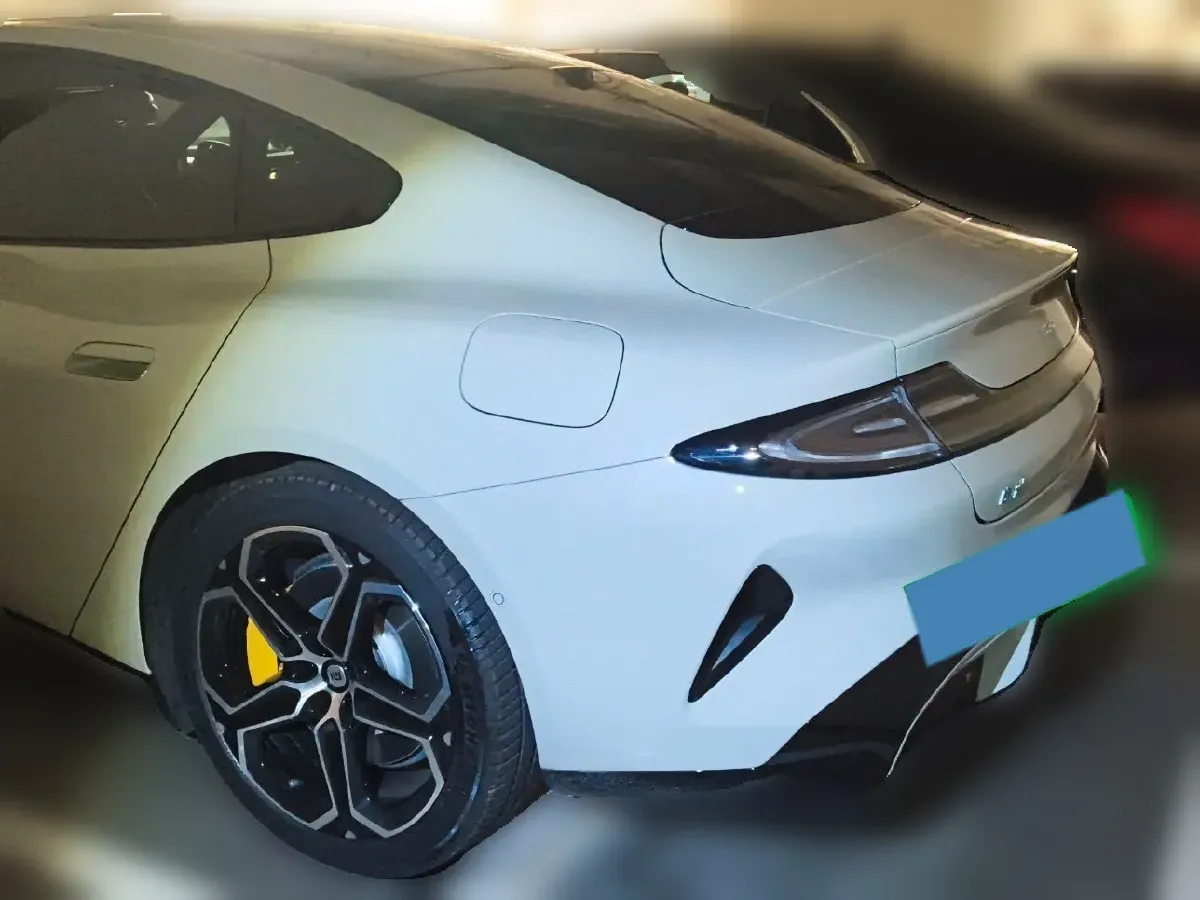 2024 MI SU7 BEV 101KWH,autocango,china used car exporter,china ev exporter,chinese used car exporter,chinese used ev exporter