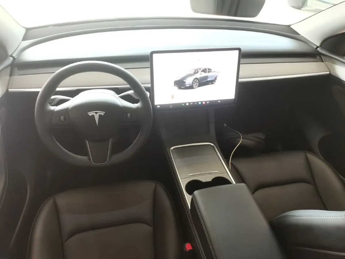 2024 Tesla Model Y BEV 60KWH,autocango,china used car exporter,china ev exporter,chinese used car exporter,chinese used ev exporter
