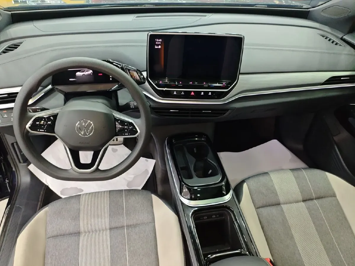 2022 Volkswagen ID.4 Crozz BEV 84.8KWH,autocango,china used car exporter,china ev exporter,chinese used car exporter,chinese used ev exporter