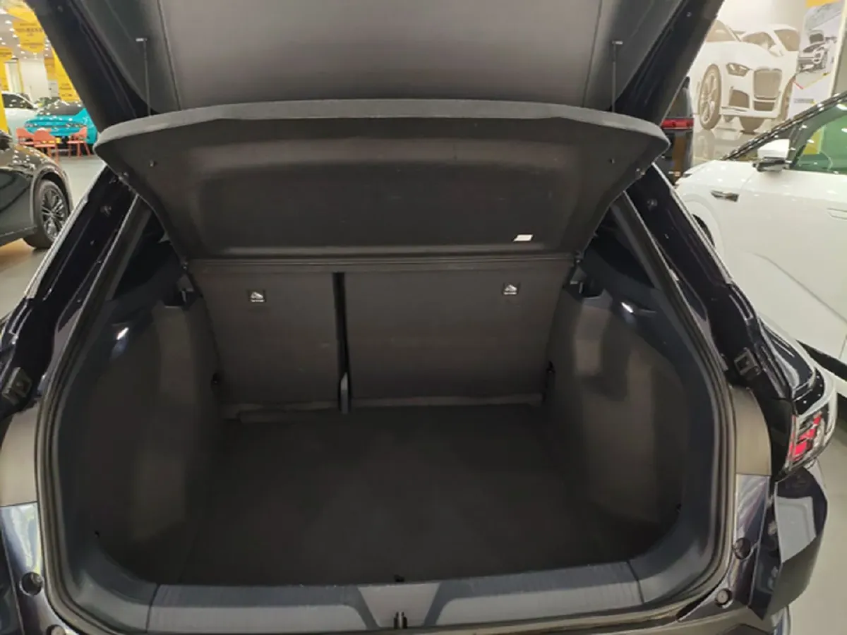 2022 Volkswagen ID.4 Crozz BEV 84.8KWH,autocango,china used car exporter,china ev exporter,chinese used car exporter,chinese used ev exporter