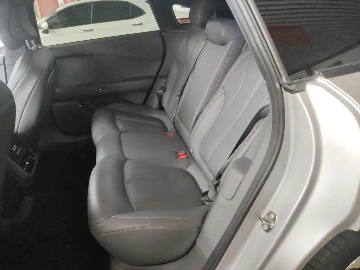 2024 Xpeng P7+ BEV 76.3KWH,autocango,china used car exporter,china ev exporter,chinese used car exporter,chinese used ev exporter