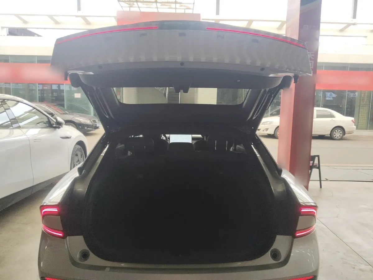 2024 Xpeng P7+ BEV 76.3KWH,autocango,china used car exporter,china ev exporter,chinese used car exporter,chinese used ev exporter