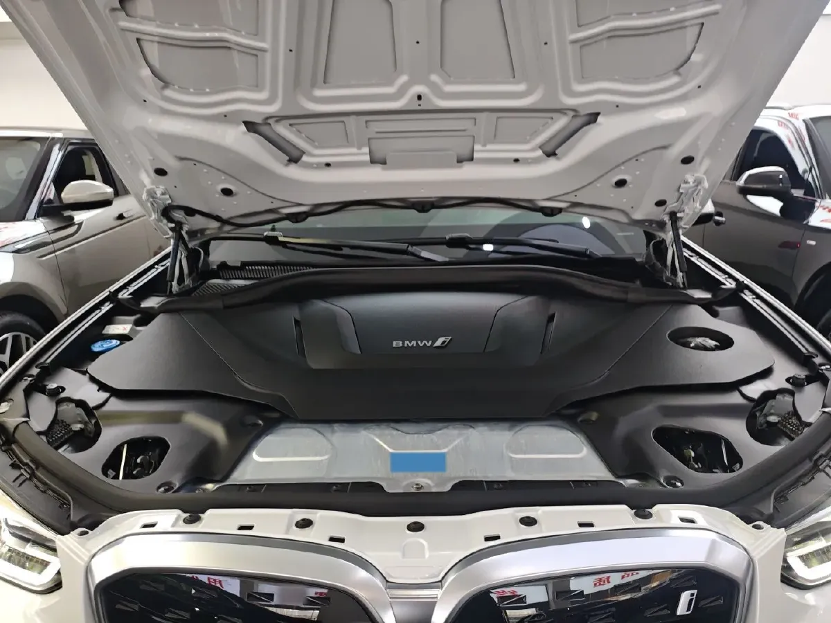 2024 BMW iX3 BEV 80KWH,autocango,china used car exporter,china ev exporter,chinese used car exporter,chinese used ev exporter