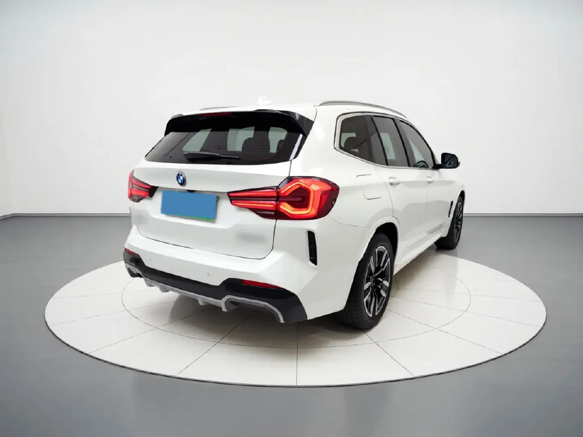 2024 BMW iX3 BEV 80KWH,autocango,china used car exporter,china ev exporter,chinese used car exporter,chinese used ev exporter