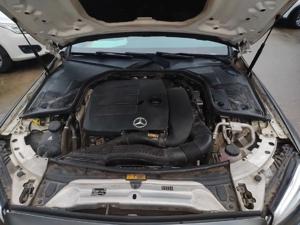 2021 Mercedes-Benz C Class 1.5T 184HP L4 9AT,autocango,china used car exporter,china ev exporter,chinese used car exporter,chinese used ev exporter