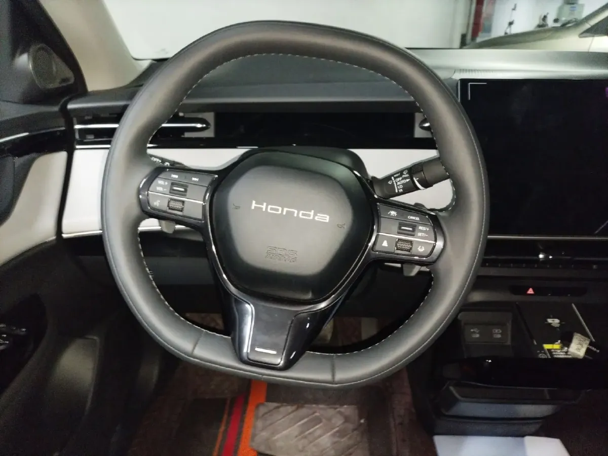 2024 Honda e:NS2 BEV 68.8KWH,autocango,china used car exporter,china ev exporter,chinese used car exporter,chinese used ev exporter