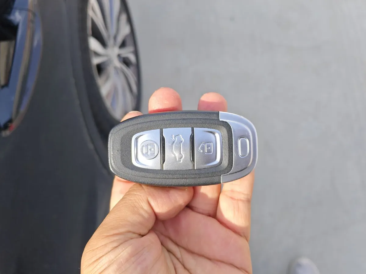 2022 HongQi E-QM5 BEV 54KWH,autocango,china used car exporter,china ev exporter,chinese used car exporter,chinese used ev exporter