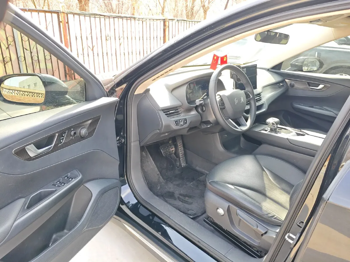 2022 HongQi E-QM5 BEV 54KWH,autocango,china used car exporter,china ev exporter,chinese used car exporter,chinese used ev exporter