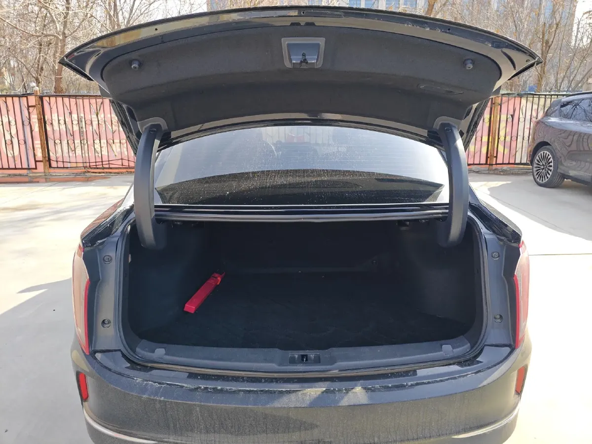 2022 HongQi E-QM5 BEV 54KWH,autocango,china used car exporter,china ev exporter,chinese used car exporter,chinese used ev exporter