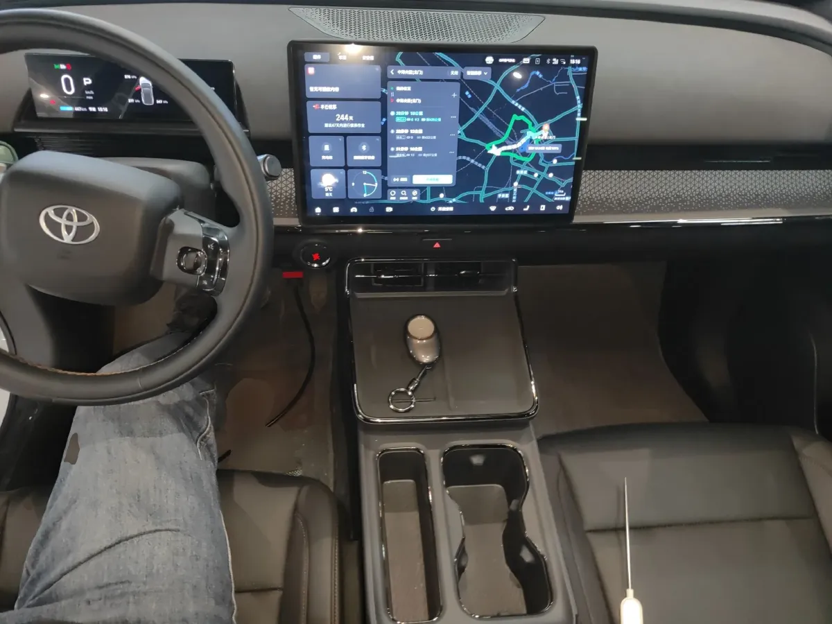 2025 Toyota BZ3X BEV 58.37KWH,autocango,china used car exporter,china ev exporter,chinese used car exporter,chinese used ev exporter