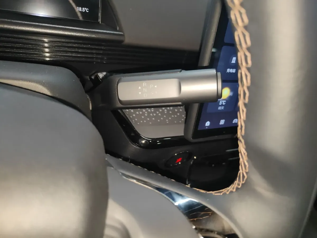 2025 Toyota BZ3X BEV 58.37KWH,autocango,china used car exporter,china ev exporter,chinese used car exporter,chinese used ev exporter