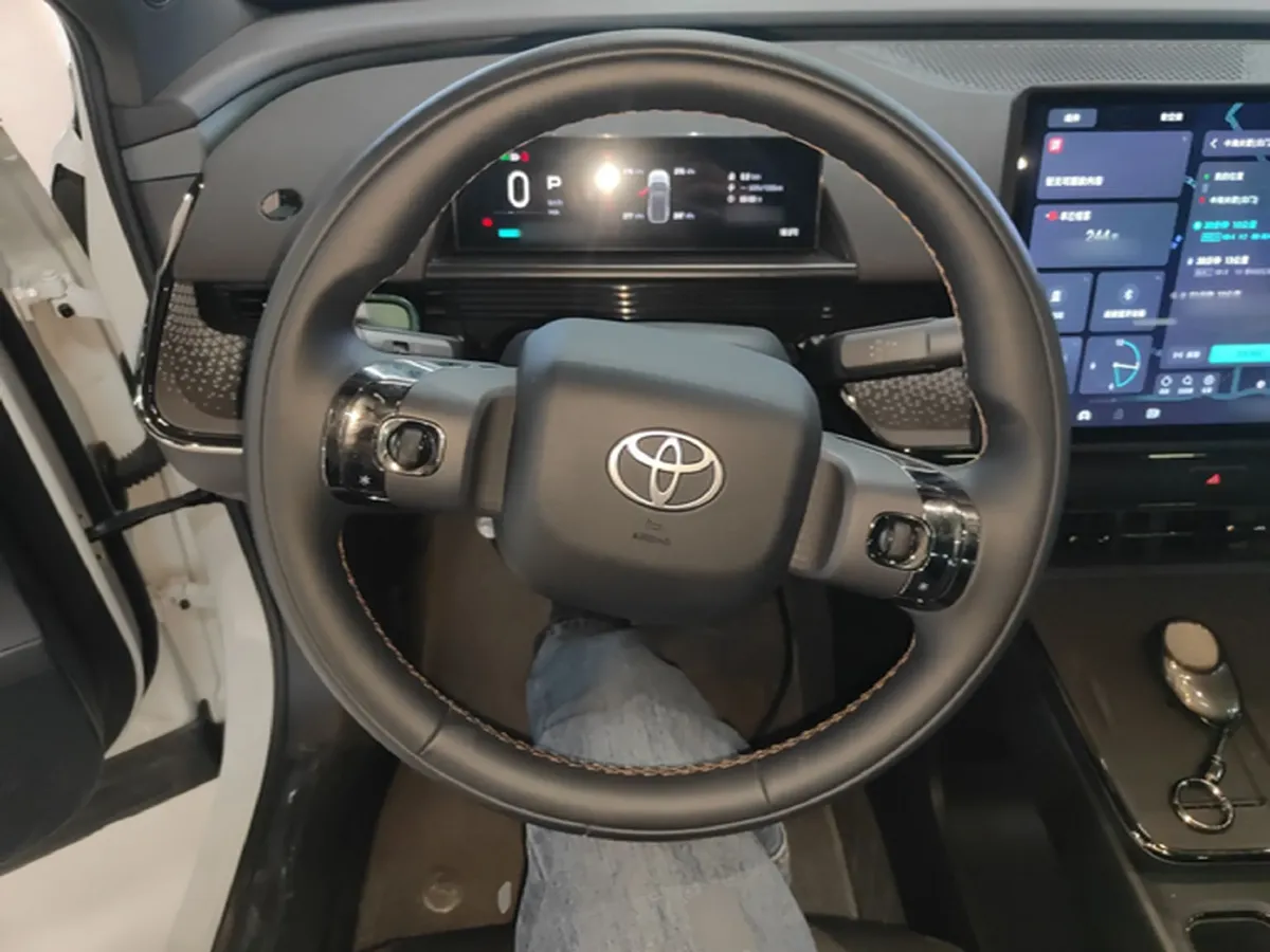 2025 Toyota BZ3X BEV 58.37KWH,autocango,china used car exporter,china ev exporter,chinese used car exporter,chinese used ev exporter