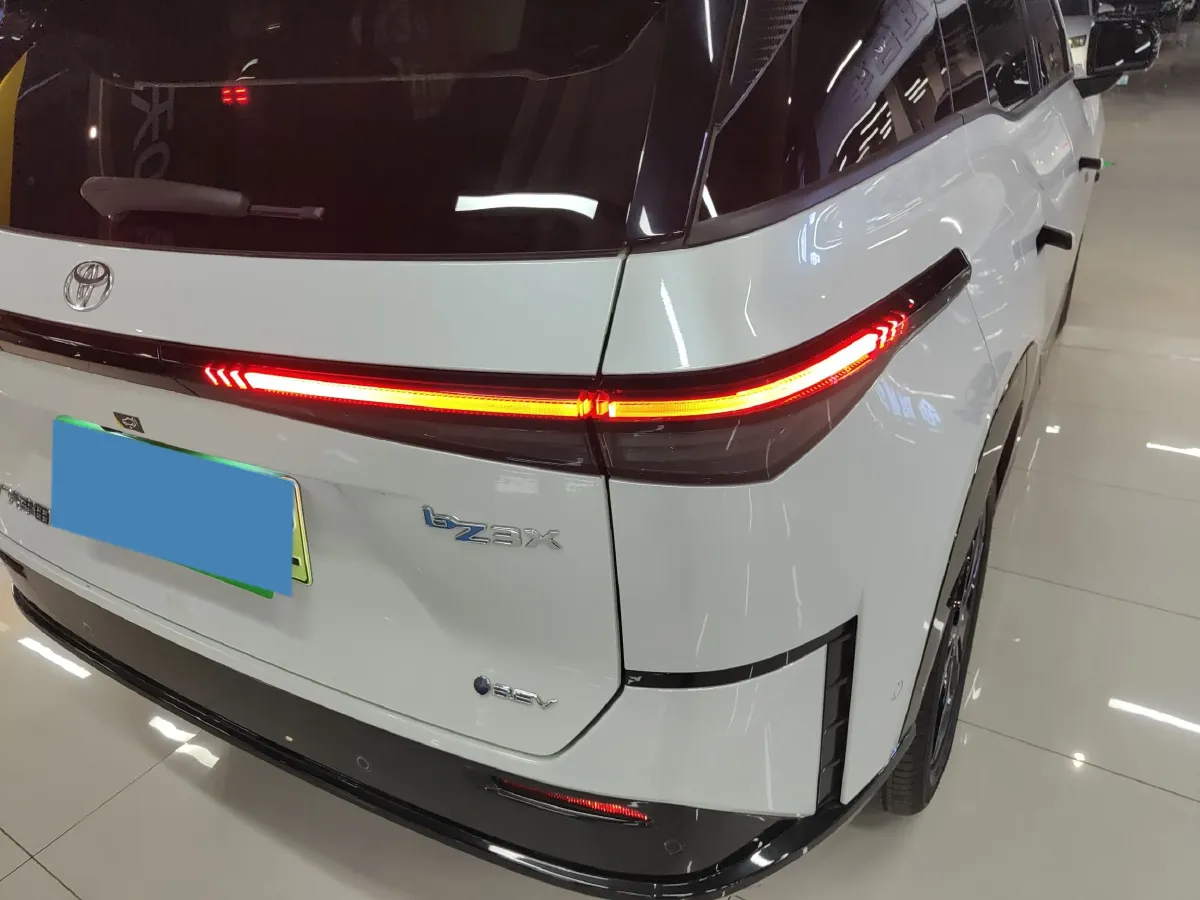 2025 Toyota BZ3X BEV 58.37KWH,autocango,china used car exporter,china ev exporter,chinese used car exporter,chinese used ev exporter