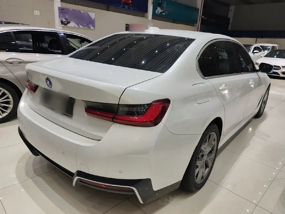 2022 BMW i3 BEV 70KWH,autocango,china used car exporter,china ev exporter,chinese used car exporter,chinese used ev exporter