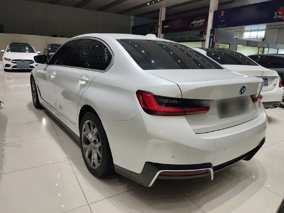 2022 BMW i3 BEV 70KWH,autocango,china used car exporter,china ev exporter,chinese used car exporter,chinese used ev exporter