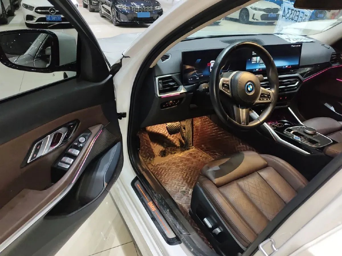 2022 BMW i3 BEV 70KWH,autocango,china used car exporter,china ev exporter,chinese used car exporter,chinese used ev exporter