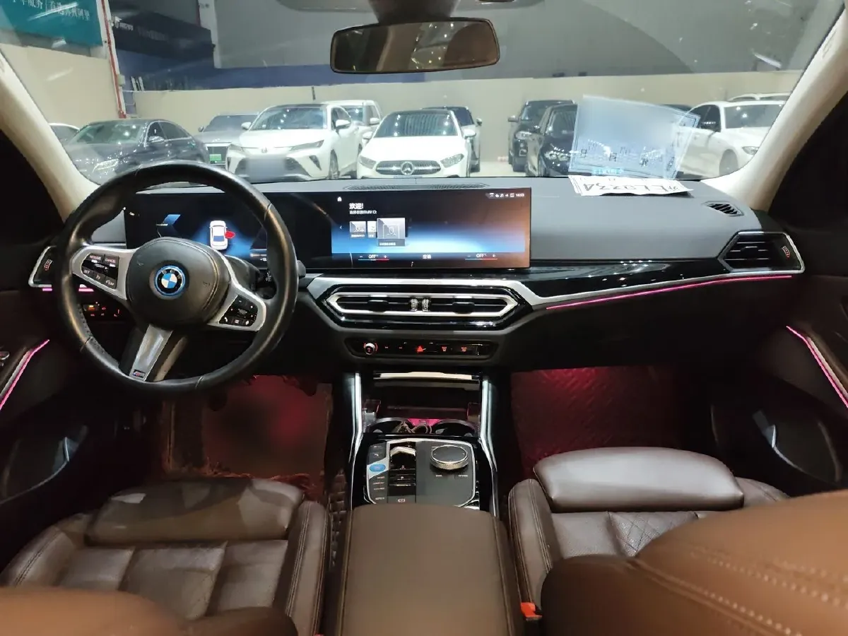 2022 BMW i3 BEV 70KWH,autocango,china used car exporter,china ev exporter,chinese used car exporter,chinese used ev exporter