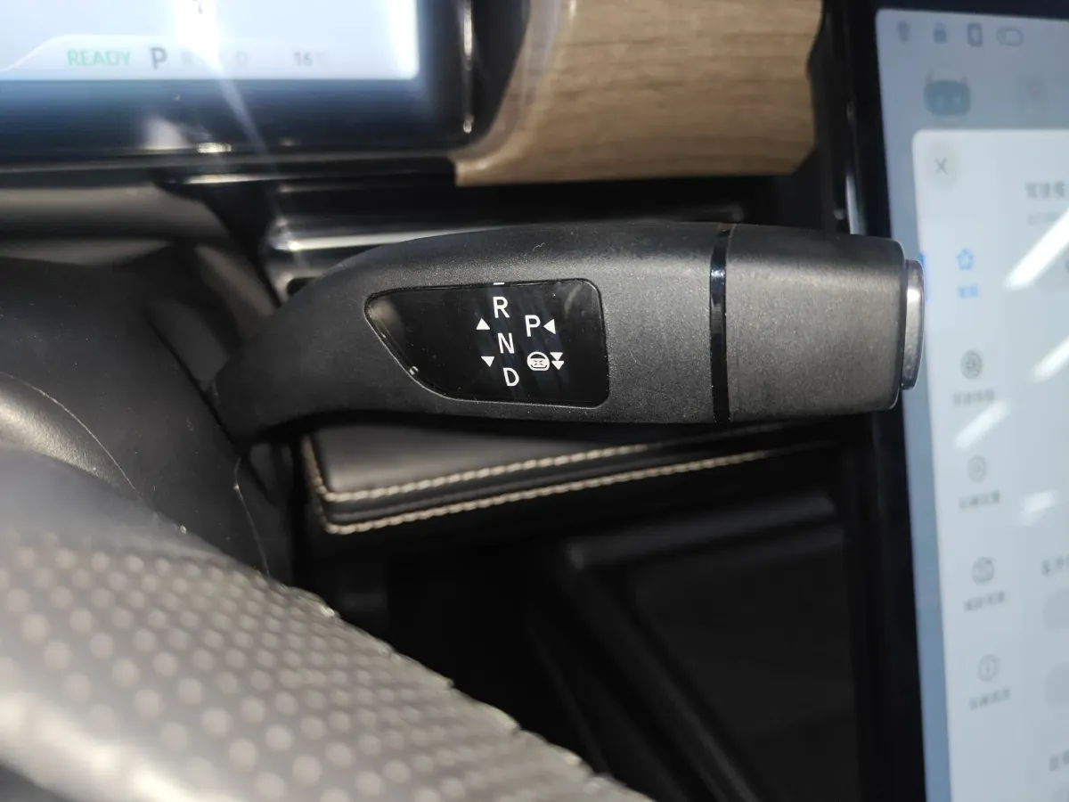 2021 Xpeng P5 BEV 55.9KWH,autocango,china used car exporter,china ev exporter,chinese used car exporter,chinese used ev exporter