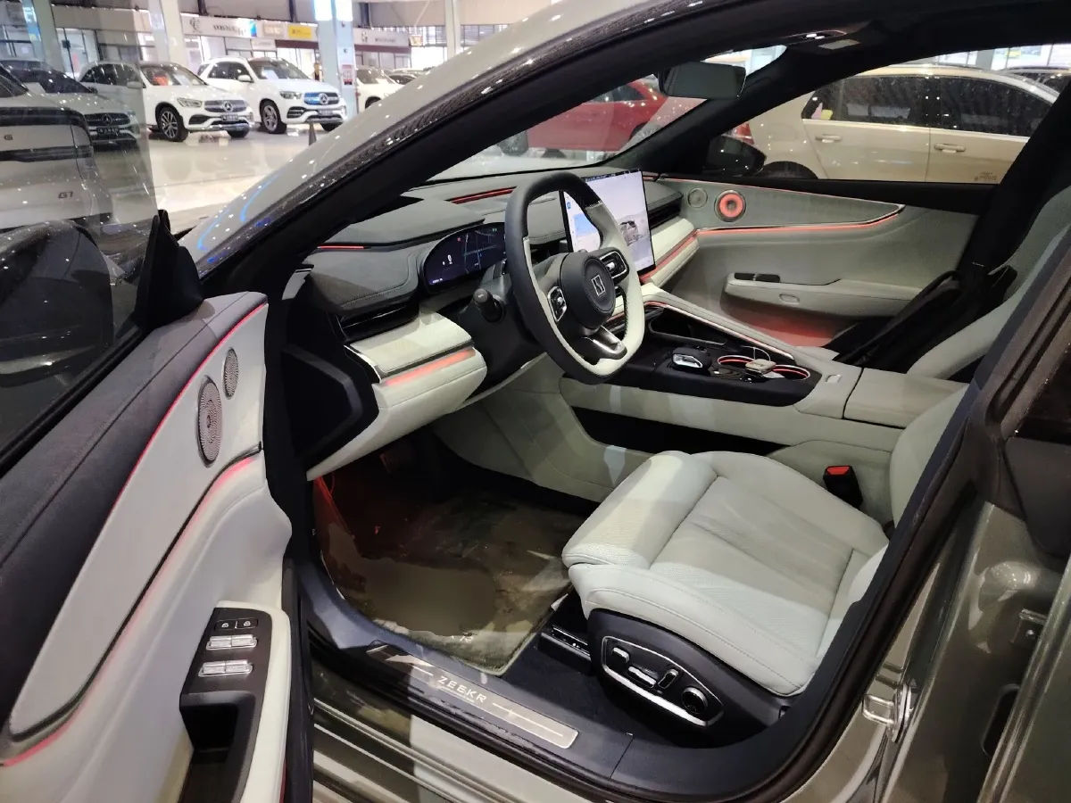 2026 Zeekr 001 BEV,autocango,china used car exporter,china ev exporter,chinese used car exporter,chinese used ev exporter