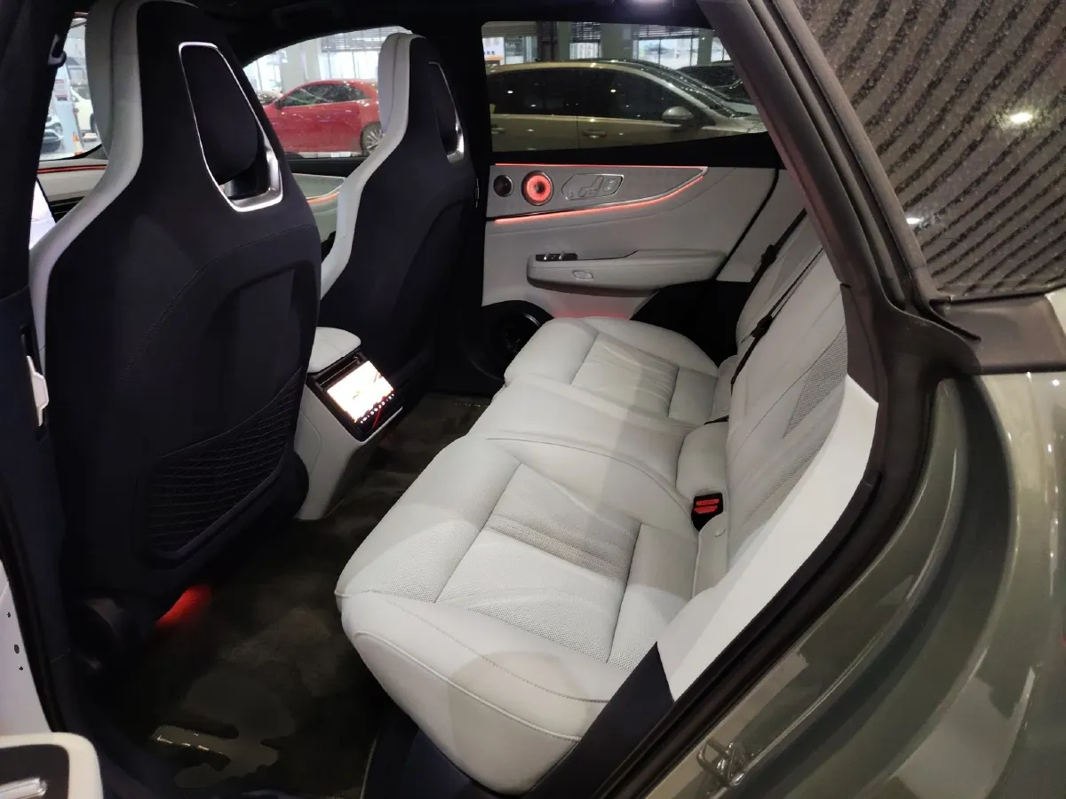 2026 Zeekr 001 BEV,autocango,china used car exporter,china ev exporter,chinese used car exporter,chinese used ev exporter