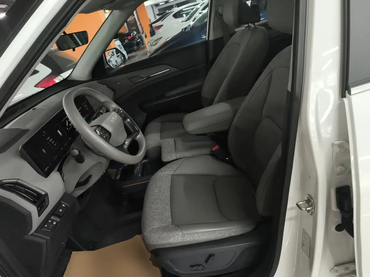 2024 Kia EV5 BEV 64.2KWH,autocango,china used car exporter,china ev exporter,chinese used car exporter,chinese used ev exporter