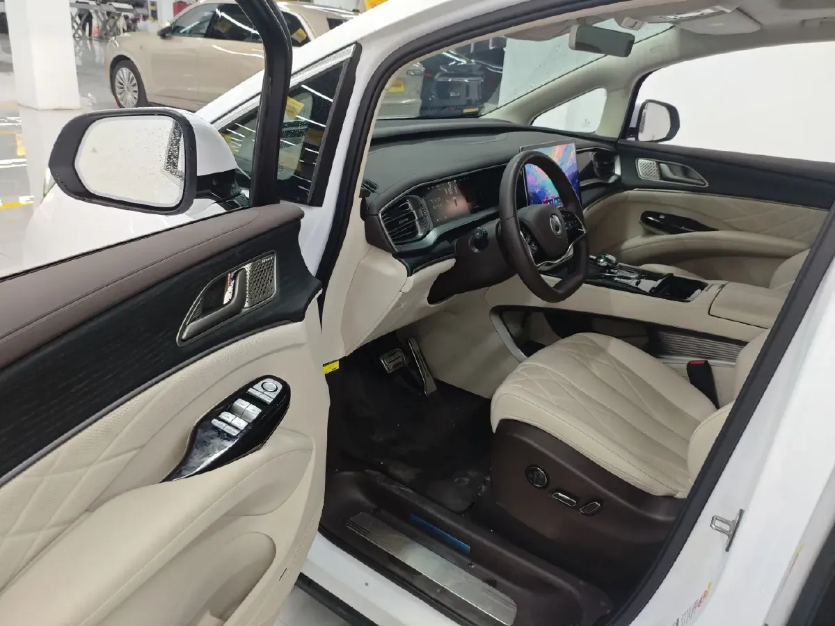 2025 Denza D9 BEV 103KWH,autocango,china used car exporter,china ev exporter,chinese used car exporter,chinese used ev exporter