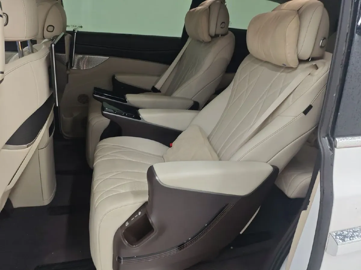 2025 Denza D9 BEV 103KWH,autocango,china used car exporter,china ev exporter,chinese used car exporter,chinese used ev exporter