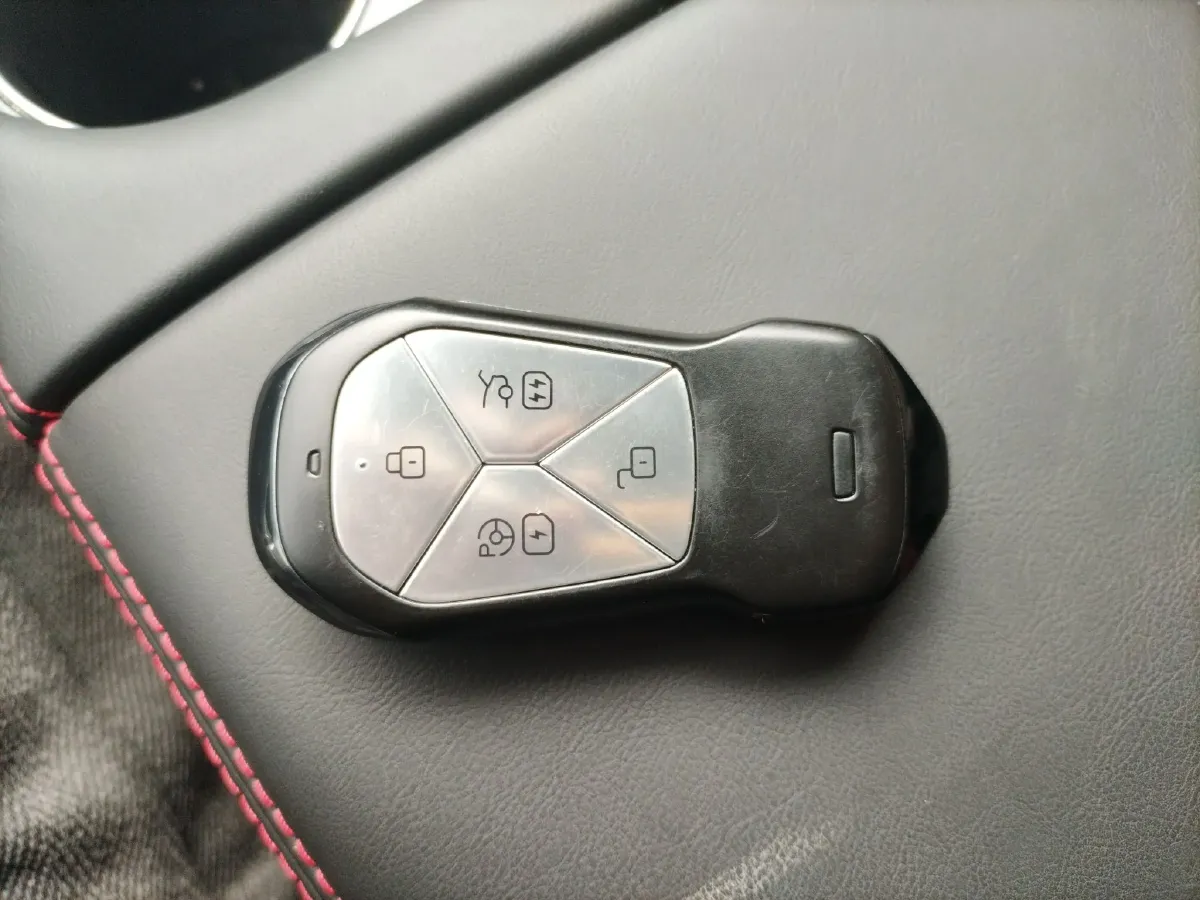 2023 Xpeng P7 BEV 86.2KWH,autocango,china used car exporter,china ev exporter,chinese used car exporter,chinese used ev exporter