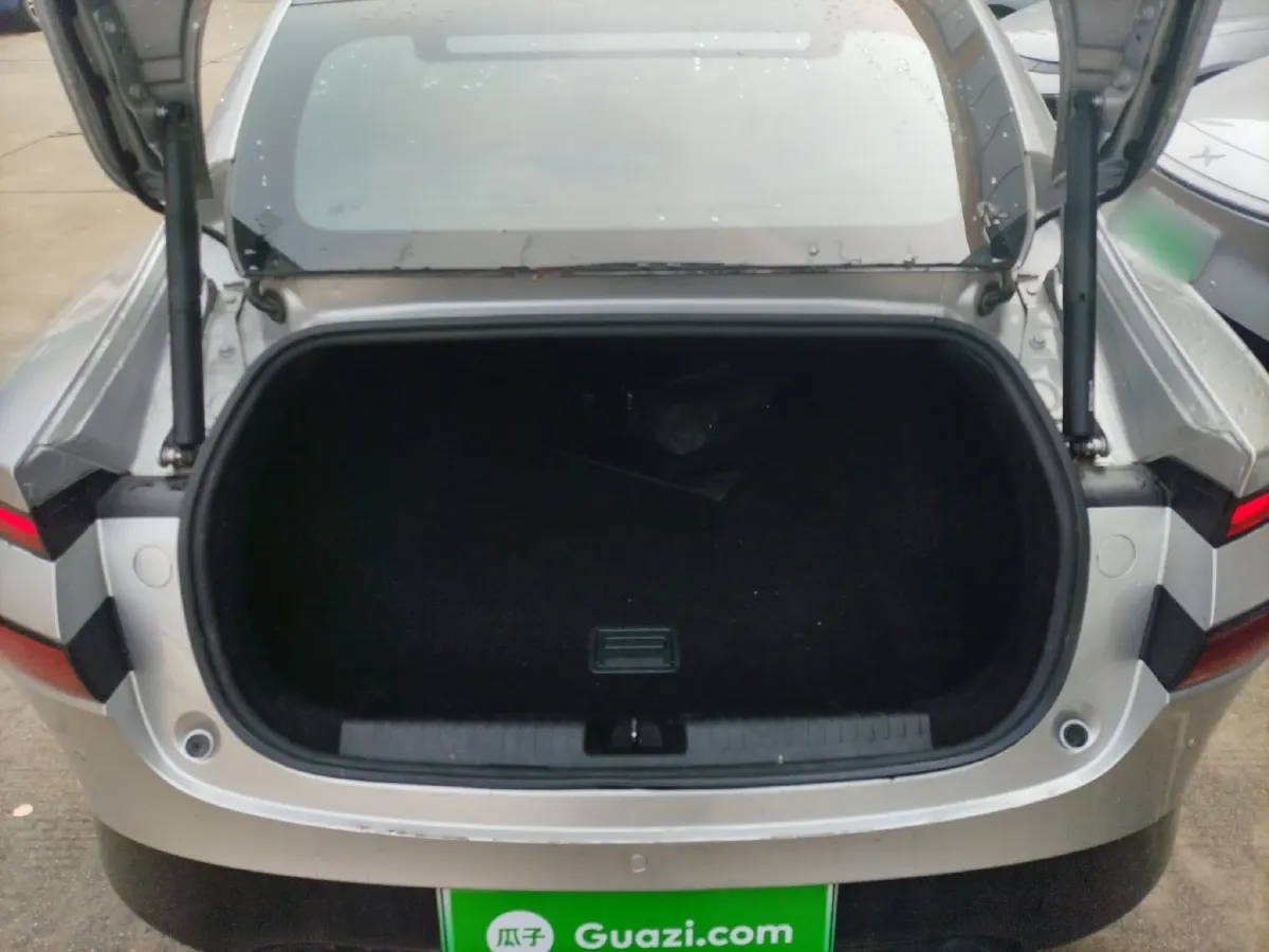 2023 Xpeng P7 BEV 86.2KWH,autocango,china used car exporter,china ev exporter,chinese used car exporter,chinese used ev exporter