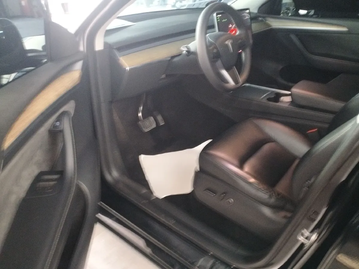 2022 Tesla Model Y BEV 60KWH,autocango,china used car exporter,china ev exporter,chinese used car exporter,chinese used ev exporter