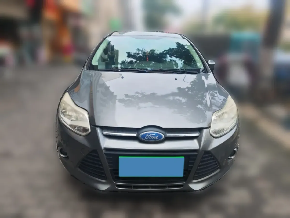 2012 Ford Focus 1.6L 125HP L4 6DCT,autocango,china used car exporter,china ev exporter,chinese used car exporter,chinese used ev exporter