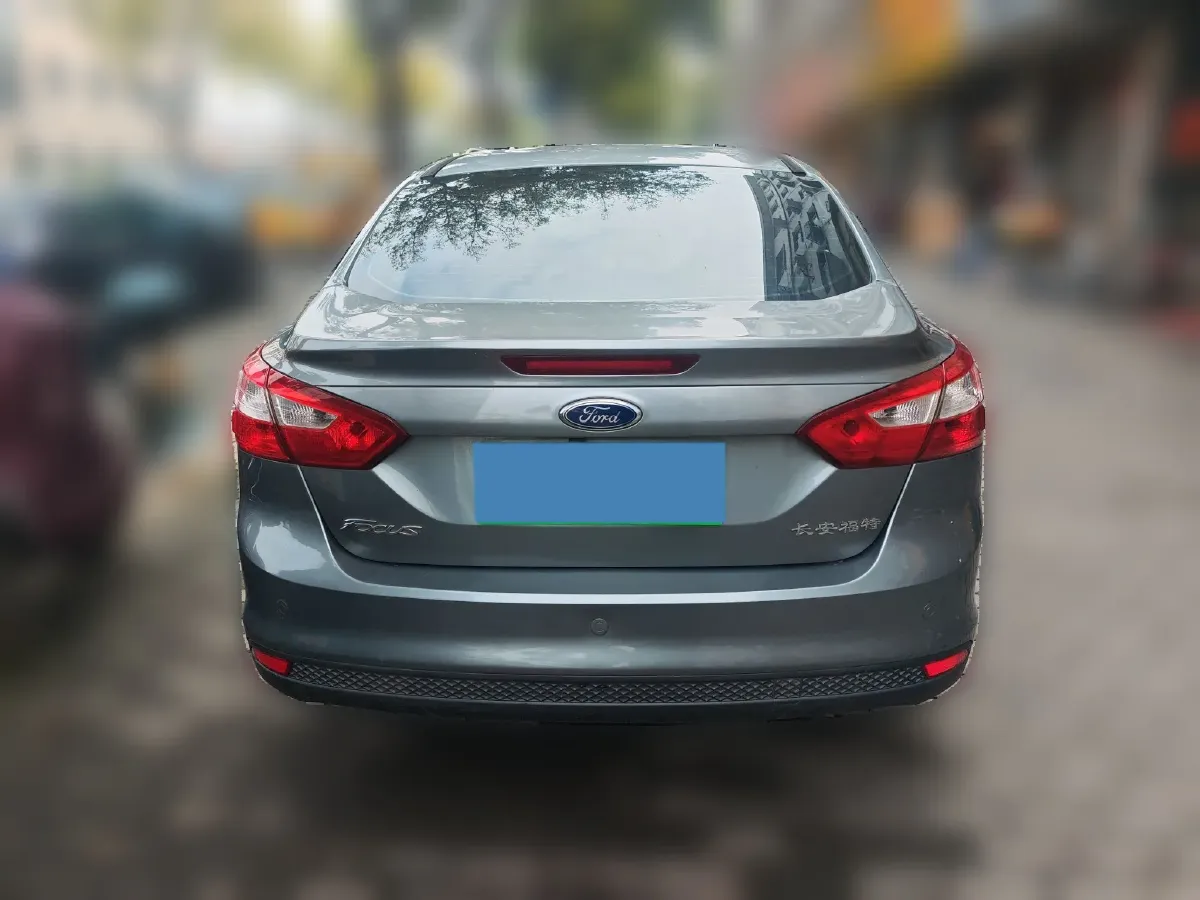 2012 Ford Focus 1.6L 125HP L4 6DCT,autocango,china used car exporter,china ev exporter,chinese used car exporter,chinese used ev exporter