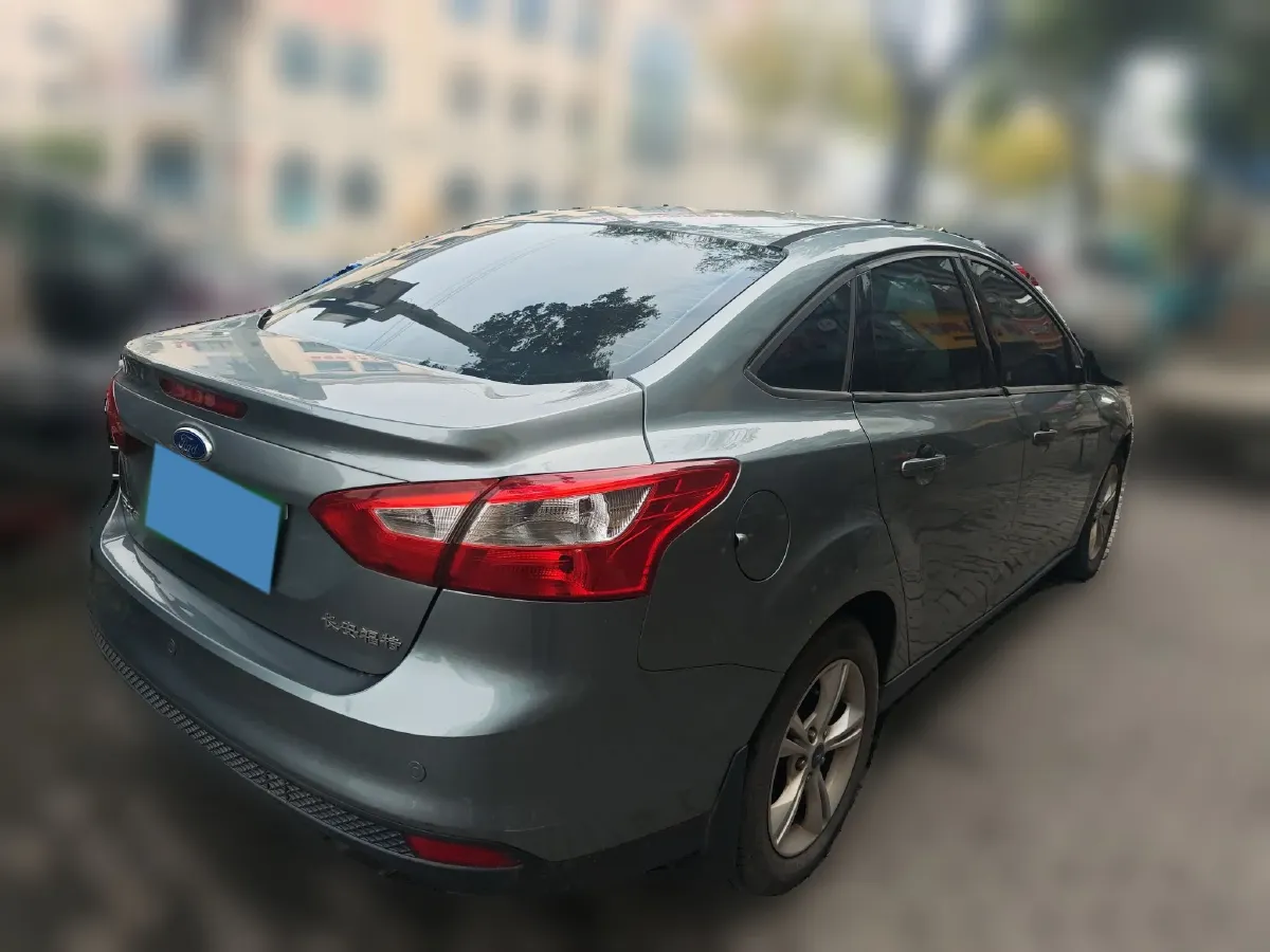 2012 Ford Focus 1.6L 125HP L4 6DCT,autocango,china used car exporter,china ev exporter,chinese used car exporter,chinese used ev exporter