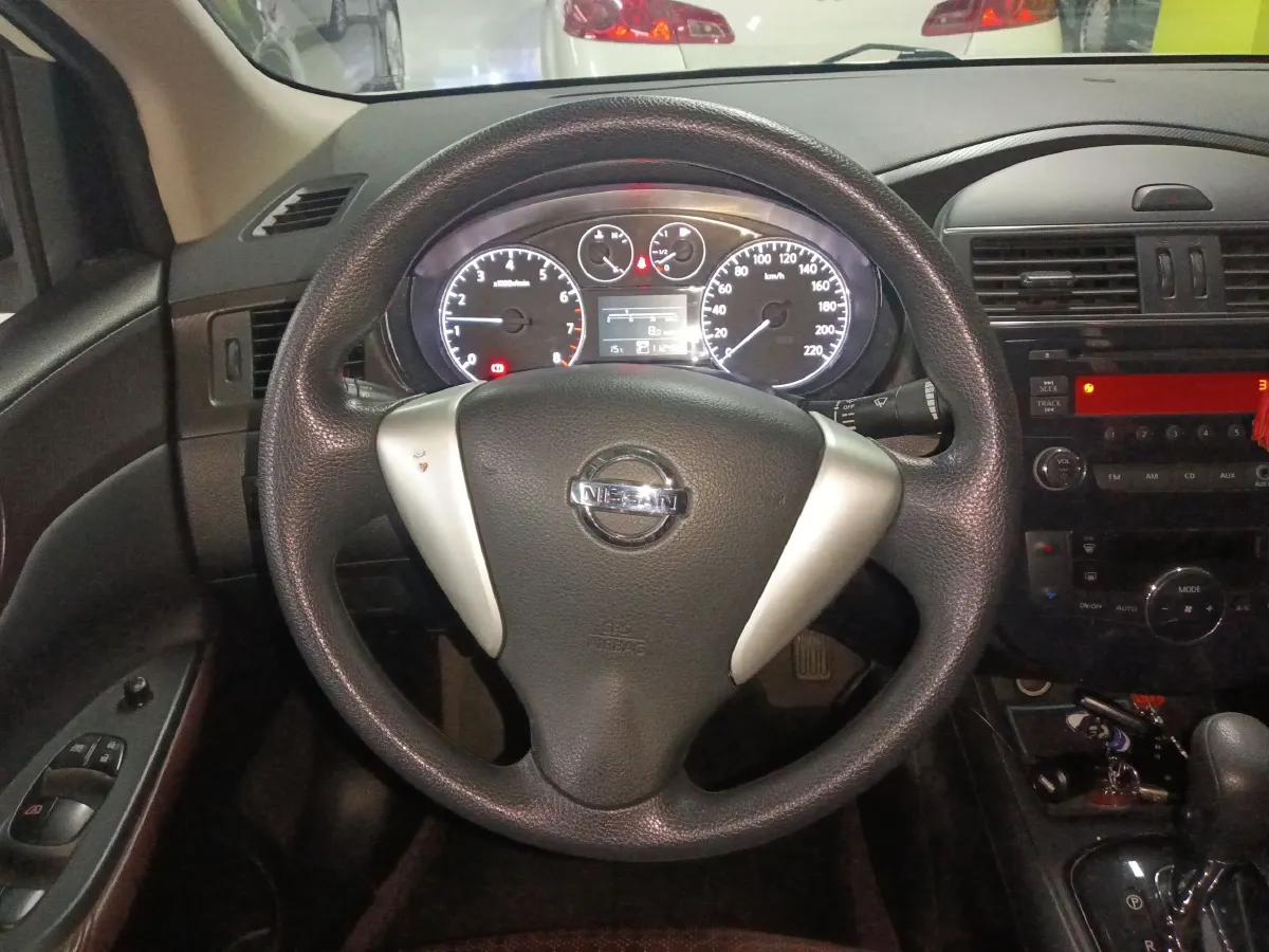 2013 Nissan Tiida 1.6L 126HP L4 CVT,autocango,china used car exporter,china ev exporter,chinese used car exporter,chinese used ev exporter