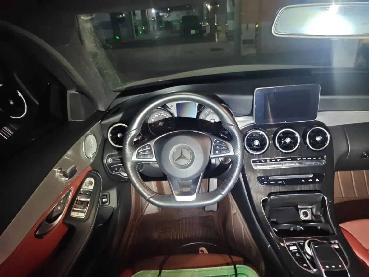 2018 Mercedes-Benz C Class 2.0T 184HP L4 9AT,autocango,china used car exporter,china ev exporter,chinese used car exporter,chinese used ev exporter