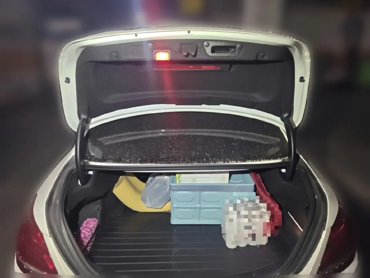 2018 Mercedes-Benz C Class 2.0T 184HP L4 9AT,autocango,china used car exporter,china ev exporter,chinese used car exporter,chinese used ev exporter