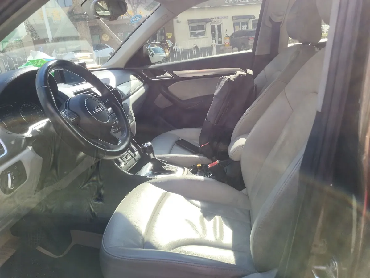 2015 Audi Q3 1.4T 150HP L4 6DCT,autocango,china used car exporter,china ev exporter,chinese used car exporter,chinese used ev exporter